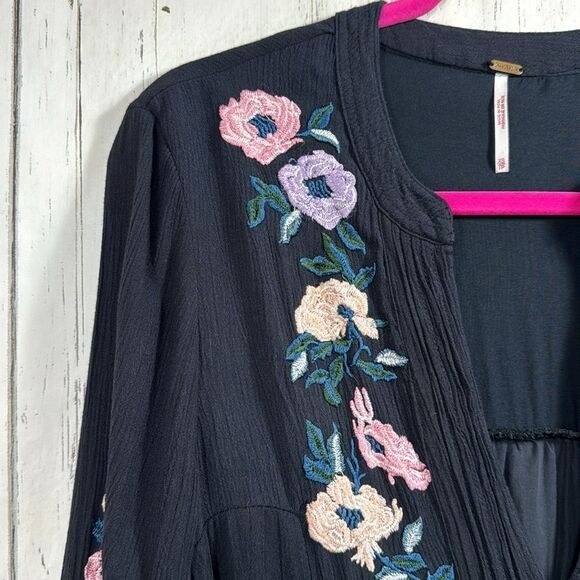 Free People Mia Gauze Floral Embroidered Boho Pockets V Neck Black Mini Dress - Picture 3 of 16